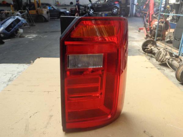 FEU ARRIERE GAUCHE VW - Vue 1